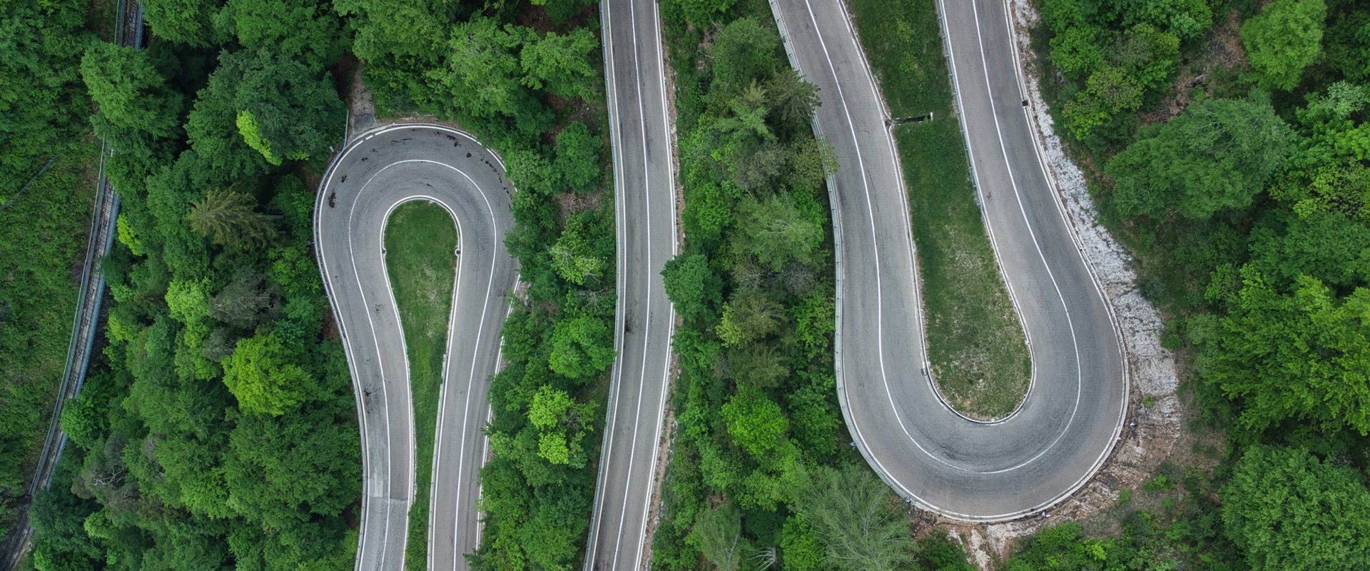 View of the Mendel Pass Road and the Mendel Cable Car