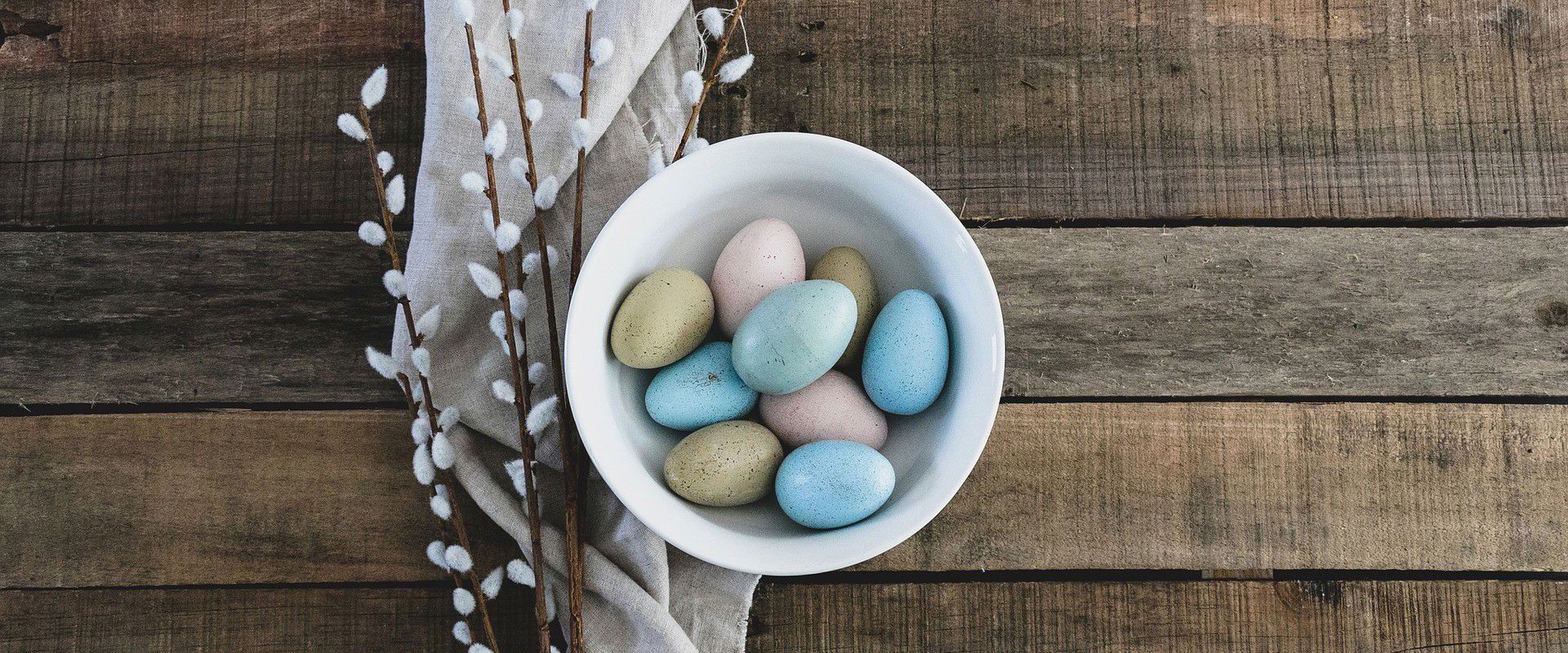 Pastel-coloured Easter eggs