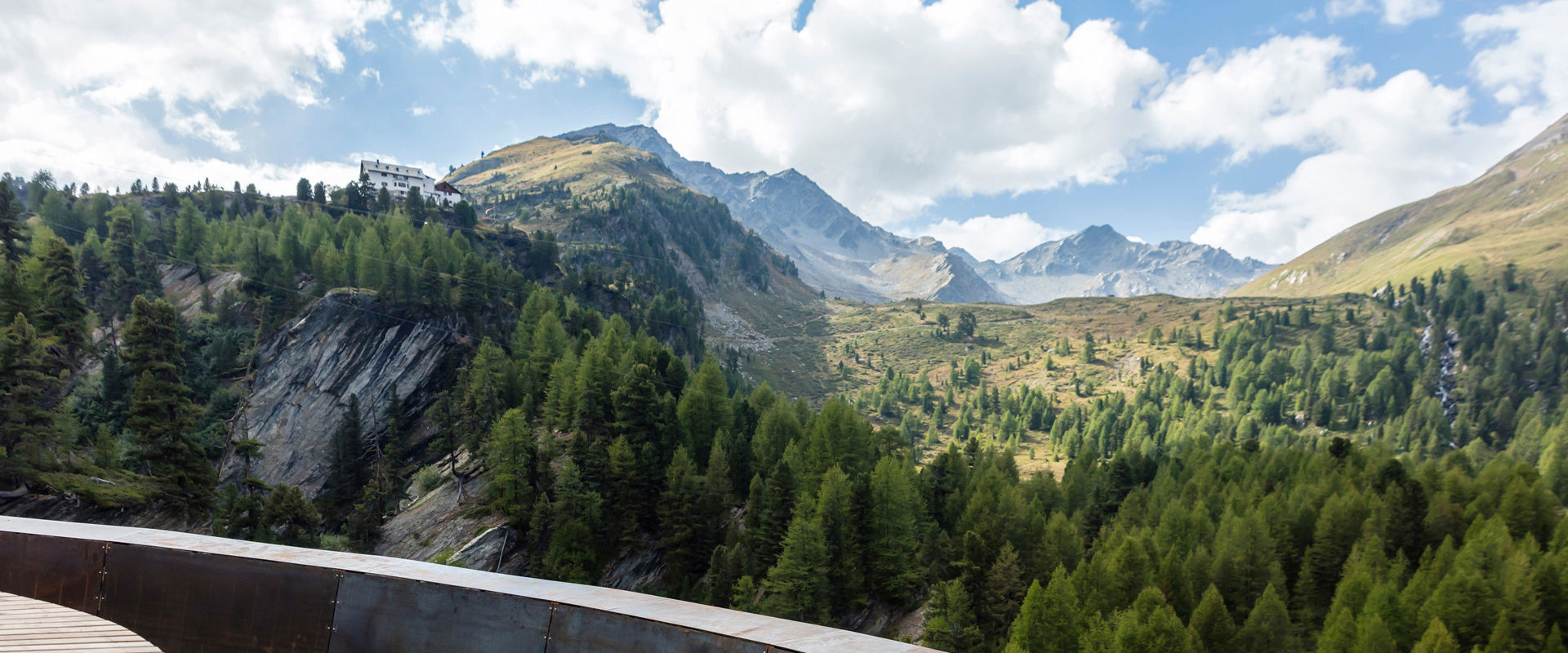 "The sickle" viewpoint at the Plima gorge in the Martell Valley. Plima gorge in the rear Martell Valley.