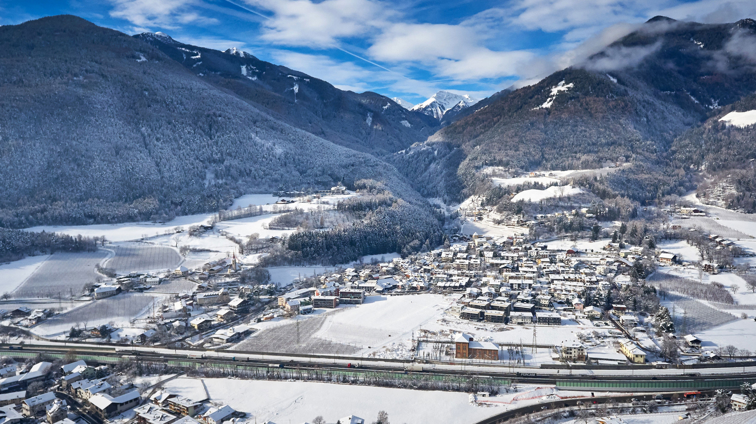 View of Vahrn and Schalders Valley in winter
