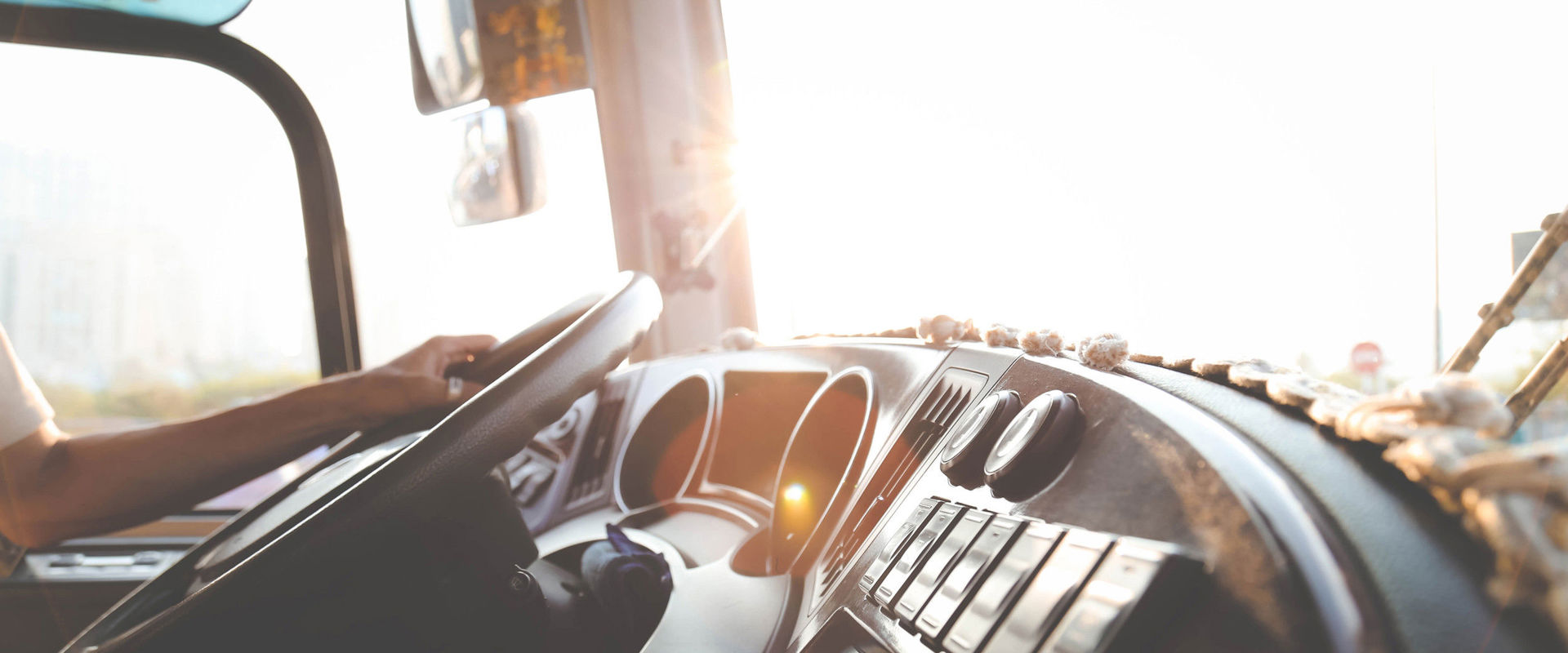 Picture of the cockpit of a bus.