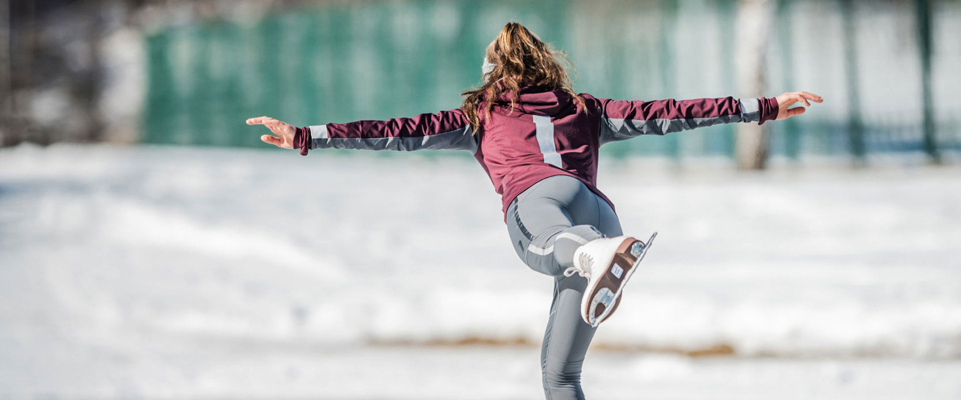 Figure skater Figure skater on one leg. The other is extended backwards, the arms are at a 90 degree angle outwards.
